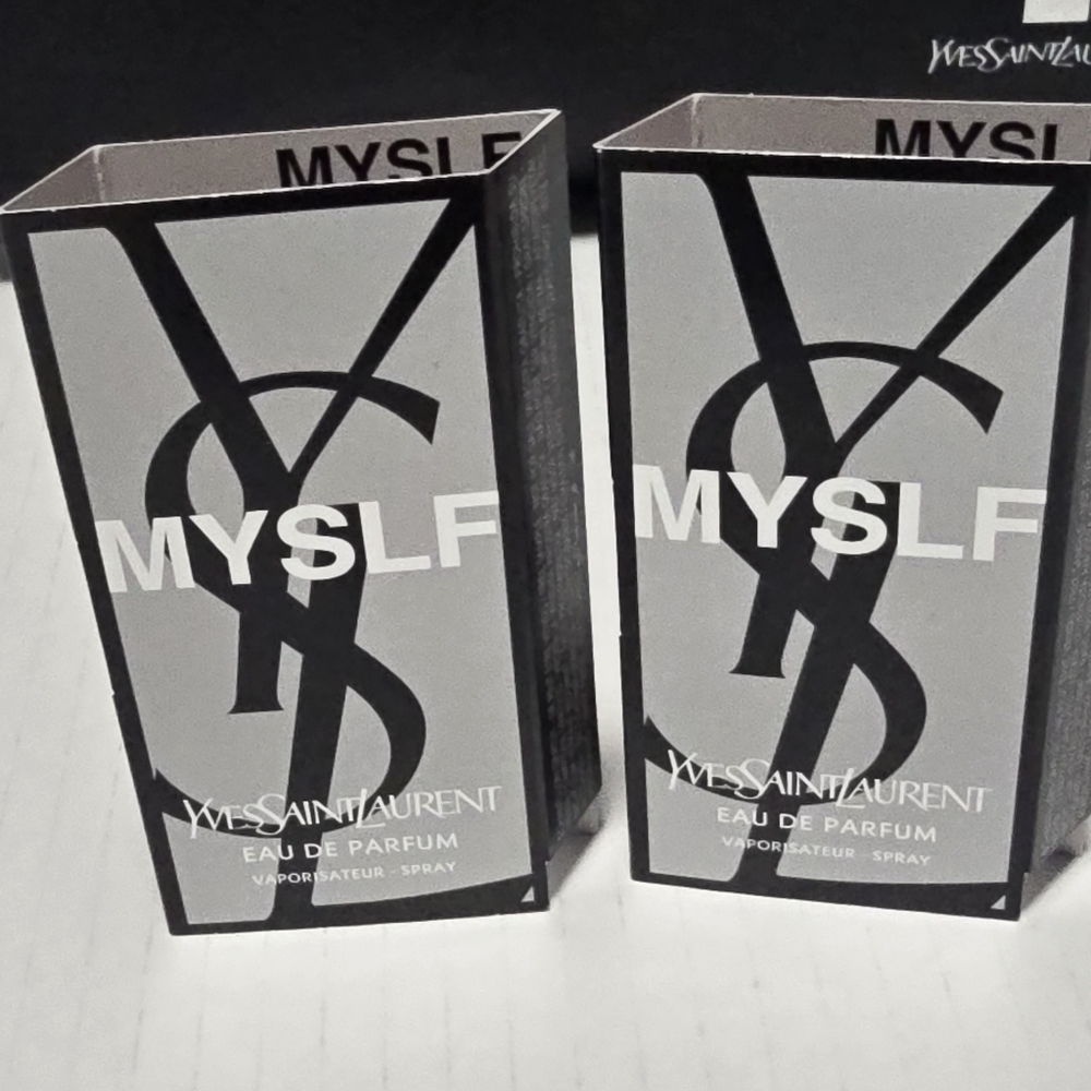 Yves Saint Laurent Y Set - New - Picture 5 of 16